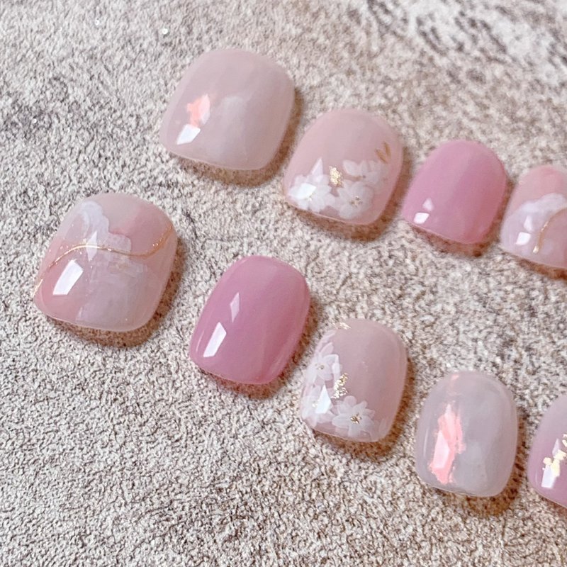 Light you up soft floral/wearable nails/custom nail patch NA72 - ยาทาเล็บ - วัสดุอื่นๆ สึชมพู