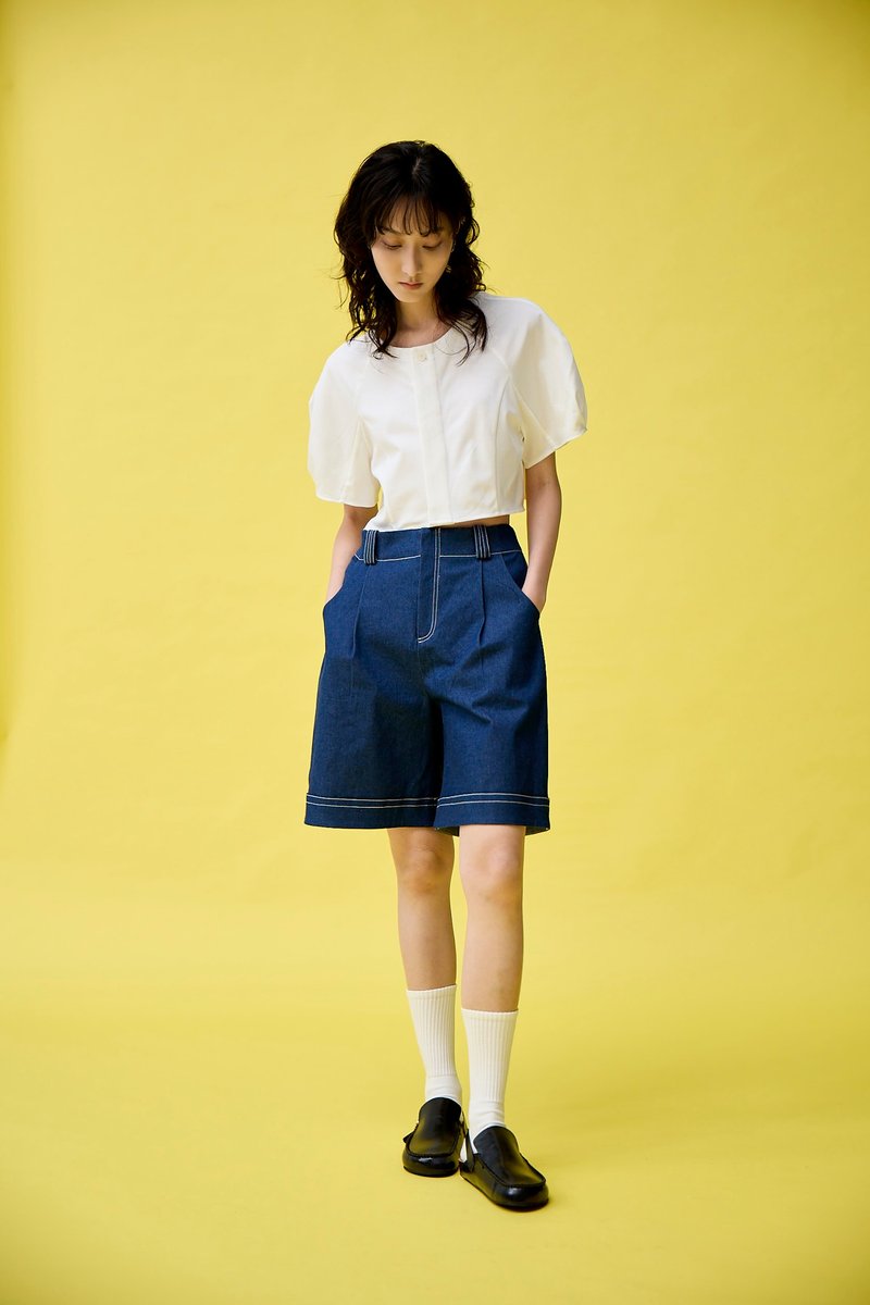 圓領蓬袖短襯衫 - 女上衣/長袖上衣 - 其他材質 