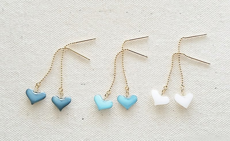 pastel mini heart pierced or clip-on earrings  blue, blue gray, white - Earrings & Clip-ons - Resin Blue