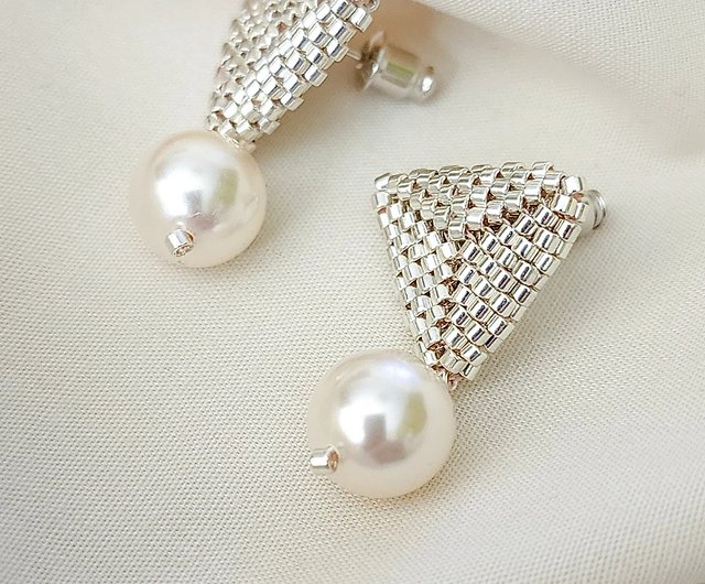 Gold Pearl Drop Triangle Earrings Pearl Earrings Pearl Drop 