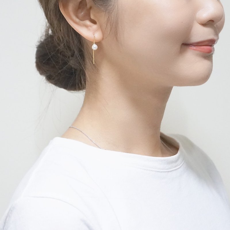 正圓珍珠垂墜式耳環(銀/18k金) | 珍珠系列 - 耳環/耳夾 - 其他金屬 白色