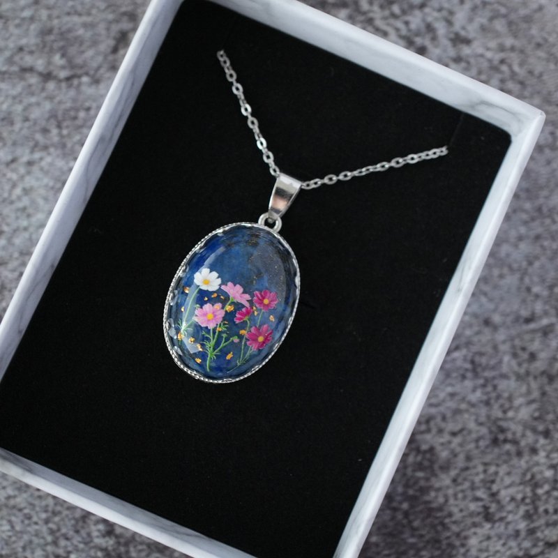 (免費包裝) 青金石與秋櫻墜飾 項鍊 金箔 24k - 項鍊 - 寶石 藍色