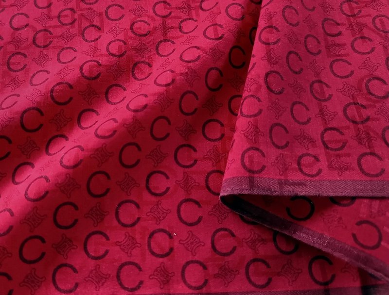 Celine Vintage Scarf Monogram Red 23 x 22.5 inches - 絲巾 - 棉．麻 紅色