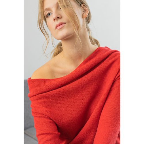 Krista Elsta Red off the shoulder cashmere sweater, cowl neck jumper, drop shoulder pullover