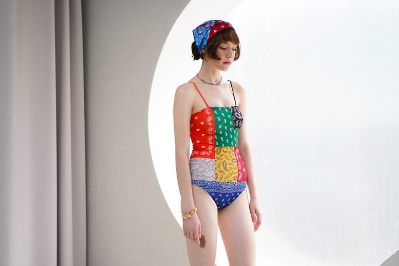 Paisley Onepiece / Mix Paisley Print BLT054PLCL - Women's Swimwear - Polyester Multicolor