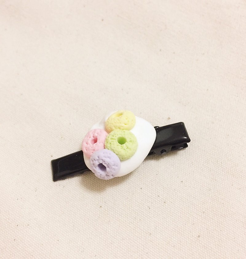 Milk color circle hairpin ((Randomly send a mysterious gift if over 600)) - เครื่องประดับผม - ดินเหนียว หลากหลายสี