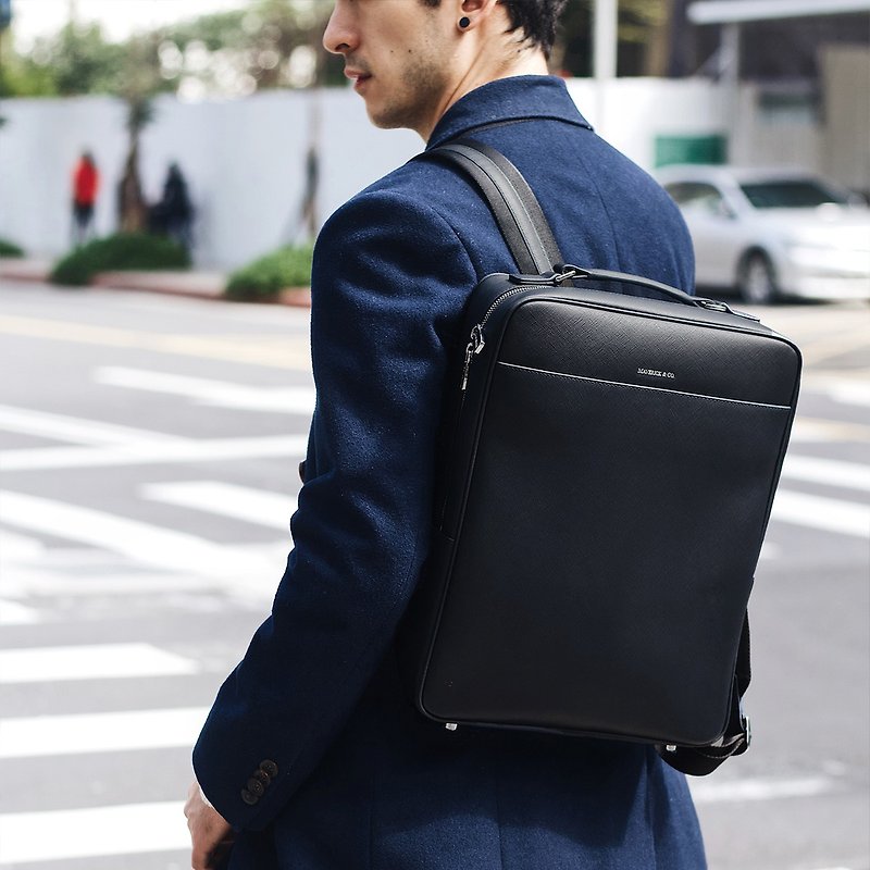 Maverick and Co. - Black Metropolitan Business Backpack - กระเป๋าเป้สะพายหลัง - หนังแท้ สีดำ