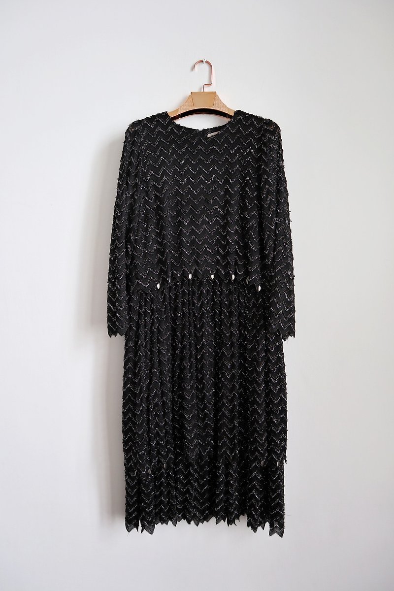 南瓜Vintage。古董華麗多層次洋裝 - 洋裝/連身裙 - 聚酯纖維 黑色