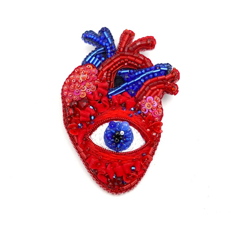 【邱比特系列】俄羅斯手工製紅色釘珠刺繡心臟眼睛心口針胸針襟針 - 胸針/心口針 - 其他材質 多色