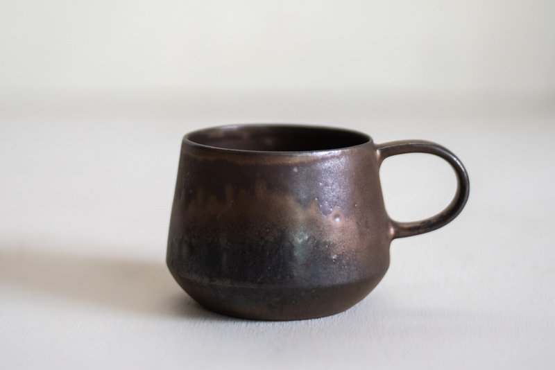 隱沒的時光_鐵鏽 - 咖啡杯260ml - 手拉坏 手作陶藝 - 咖啡杯/馬克杯 - 陶 咖啡色