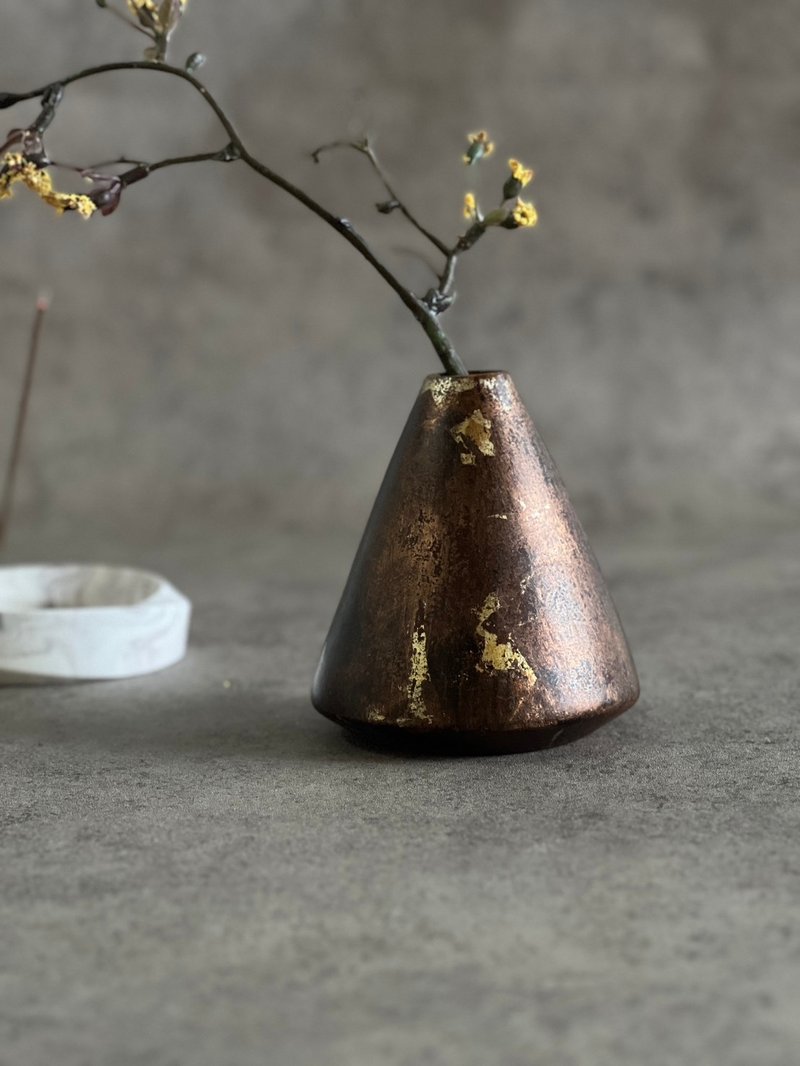 花器/桌上型擺件/玫瑰金銀箔/陶瓷/聖誕禮物/植物 - 花瓶/花器 - 陶 