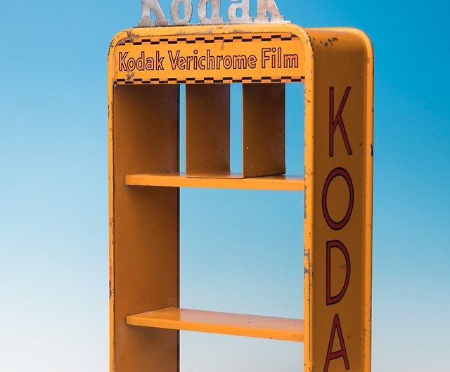 Sang Hui Company 1953s Kodak KODAK American-made rounded iron logo handmade  glass storage cabinet - สตูดิโอ Somewhere Somehow กล่องเก็บของ - Pinkoi
