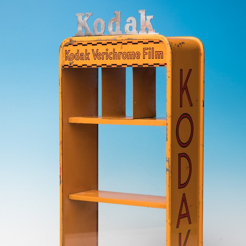 桑惠商號  1953s 柯達KODAK  美國製 圓角鐵牌Logo手工玻收納璃櫃 - 居家收納/收納盒/收納用品 - 其他金屬 黃色