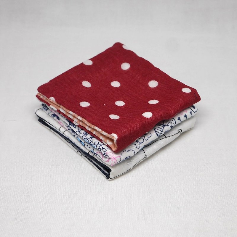 Japanese Handmade 6 layer of gauze mini-handkerchief/ 3 pieces in 1unit - ผ้ากันเปื้อน - ผ้าฝ้าย/ผ้าลินิน สีแดง