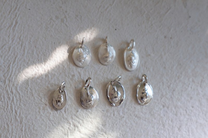 Silver stamp conch pendant shell Silver cake pendant niche solitary silver necklace - สร้อยคอ - เงินแท้ สีเงิน