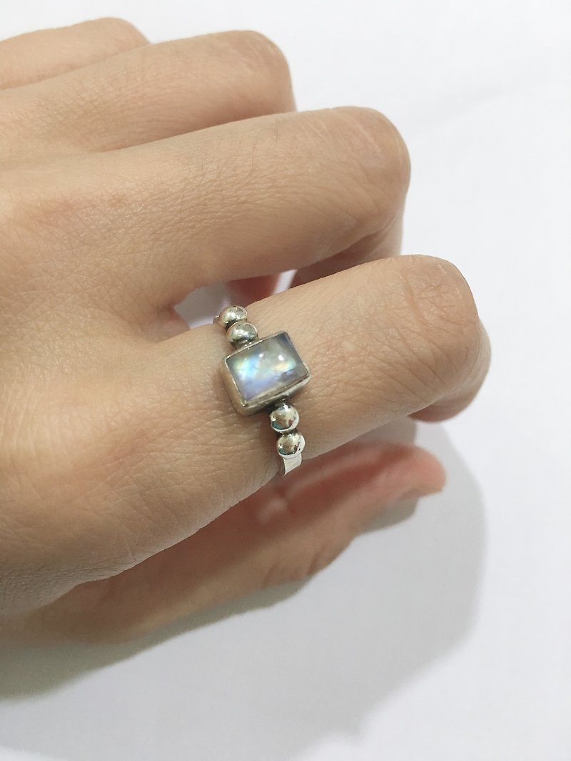 ネパールで手作りのムーンストーン指輪92.5％シルバー - リング - 宝石 
