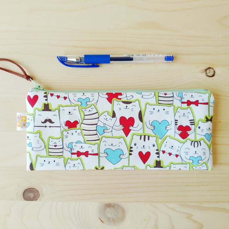 愛心貓 扁型筆袋 - 鉛筆盒/筆袋 - 棉．麻 紅色