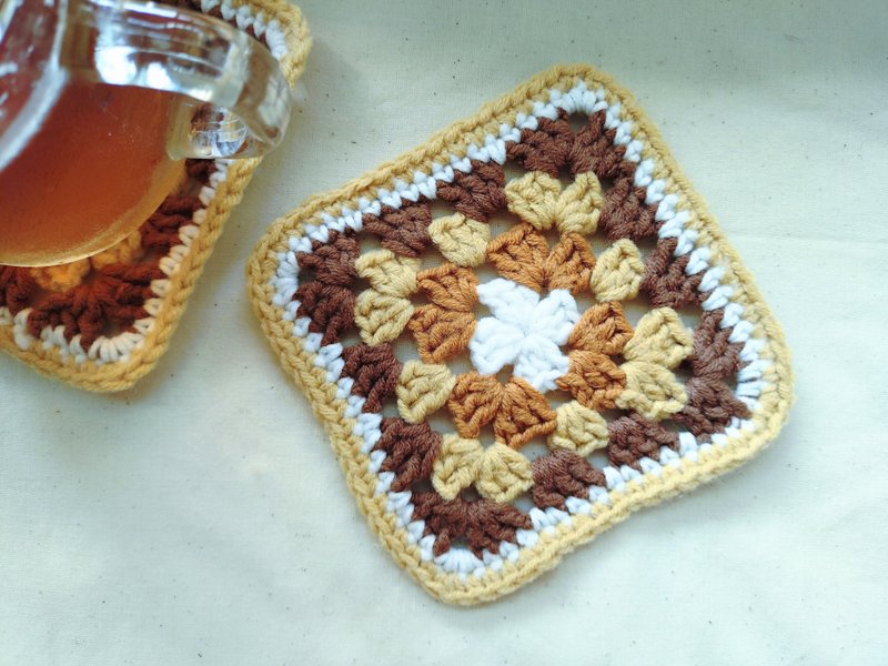 手編みコースター 小物置き グラニースクエア コースター - コースター - その他の素材 多色