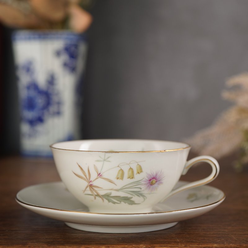 German Royal bavaria lily of the valley porcelain flower teacup set/old European pieces - Teapots & Teacups - Porcelain Multicolor