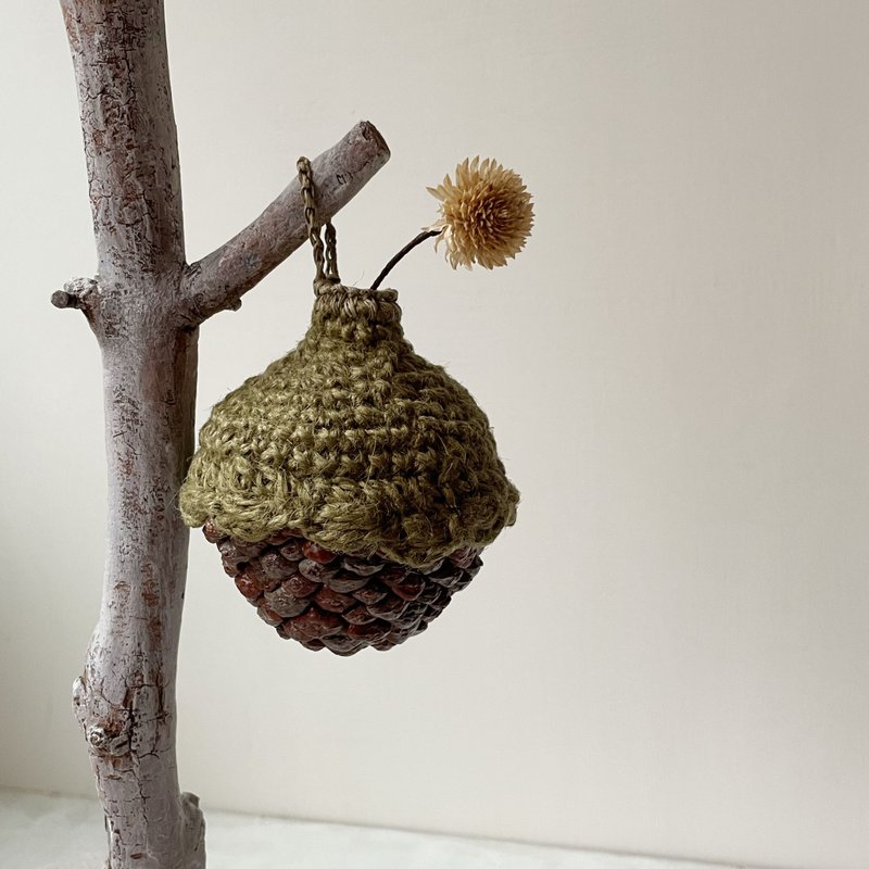 Green algae hanging fruit woven flower arrangement/dried flowers/pine cones/with handmade packaging - เซรามิก - พืช/ดอกไม้ สีเขียว