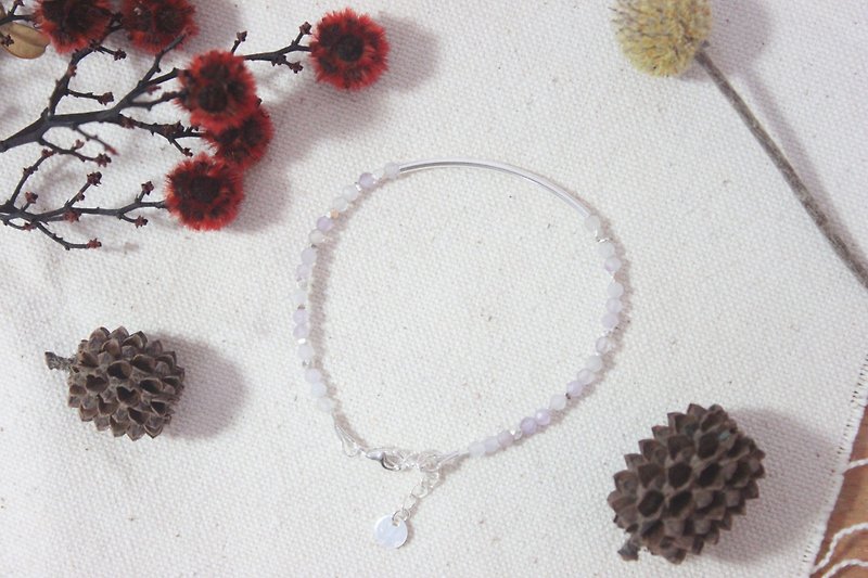 【Silver Bracelet】Lavender and amethyst. Designer hand-made goods - Bracelets - Crystal Silver