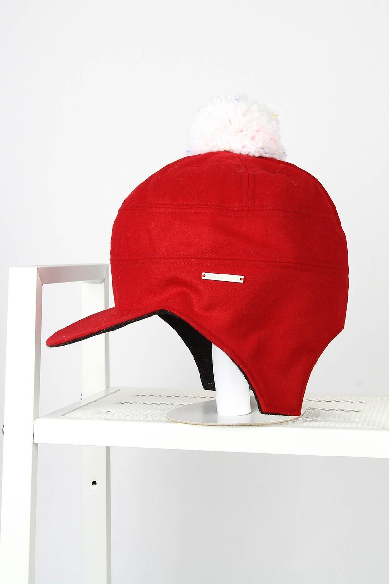 Christmas two-color reflective flying wool hat with fluff - หมวก - เส้นใยสังเคราะห์ สีแดง