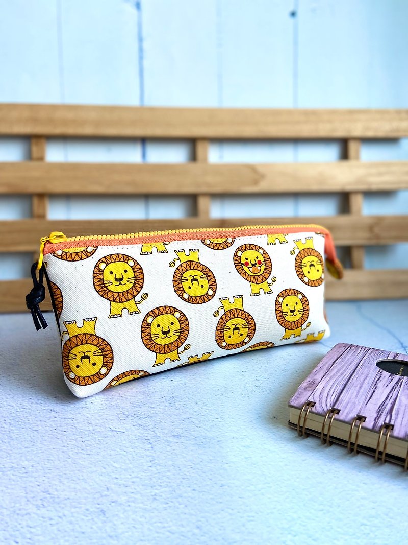 獅子王三層筆袋 畢業 生日 交換禮物 - 鉛筆盒/筆袋 - 棉．麻 