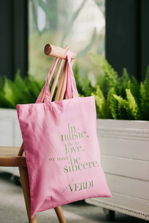 臺中國家歌劇院 (NTT GIFT SHOP) 藝術家格言 柔軟棉薄包 Verdi 威爾第 天秤座