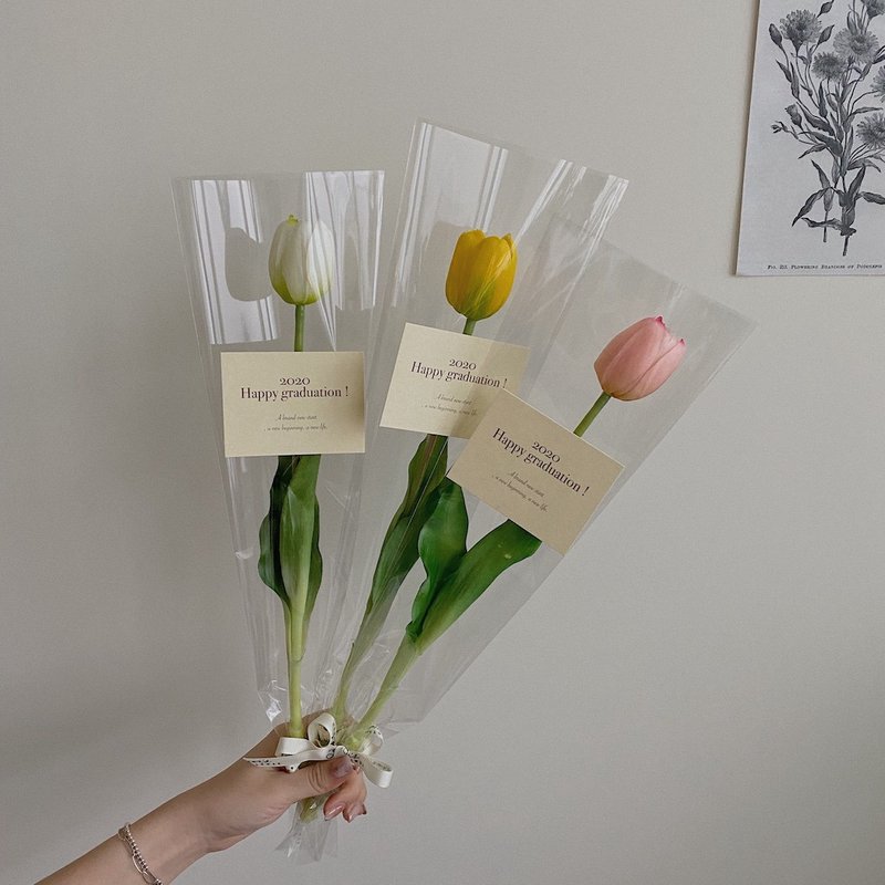 Korean hand-tied tulips, simulated tulips, simulated flowers, affordable graduation bouquets, photo props and gifts - ของวางตกแต่ง - พืช/ดอกไม้ หลากหลายสี