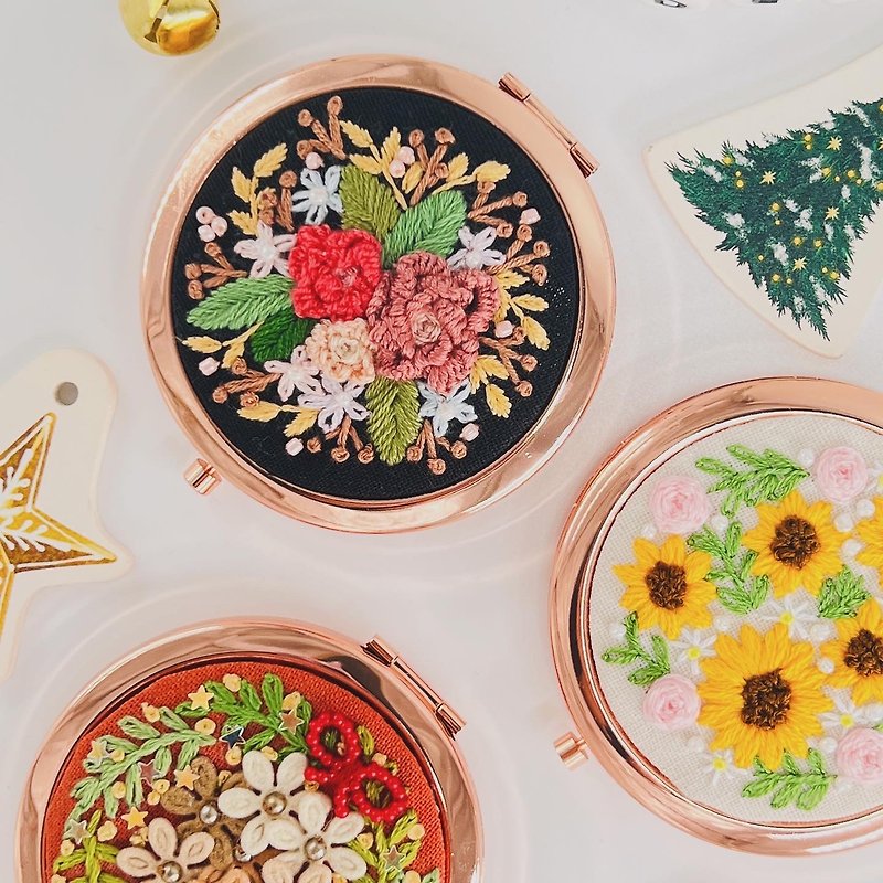 New arrivals in stock/limited edition. Elegant handmade embroidery. Rose Gold double-sided folding small round mirror - Other - Rose Gold Multicolor