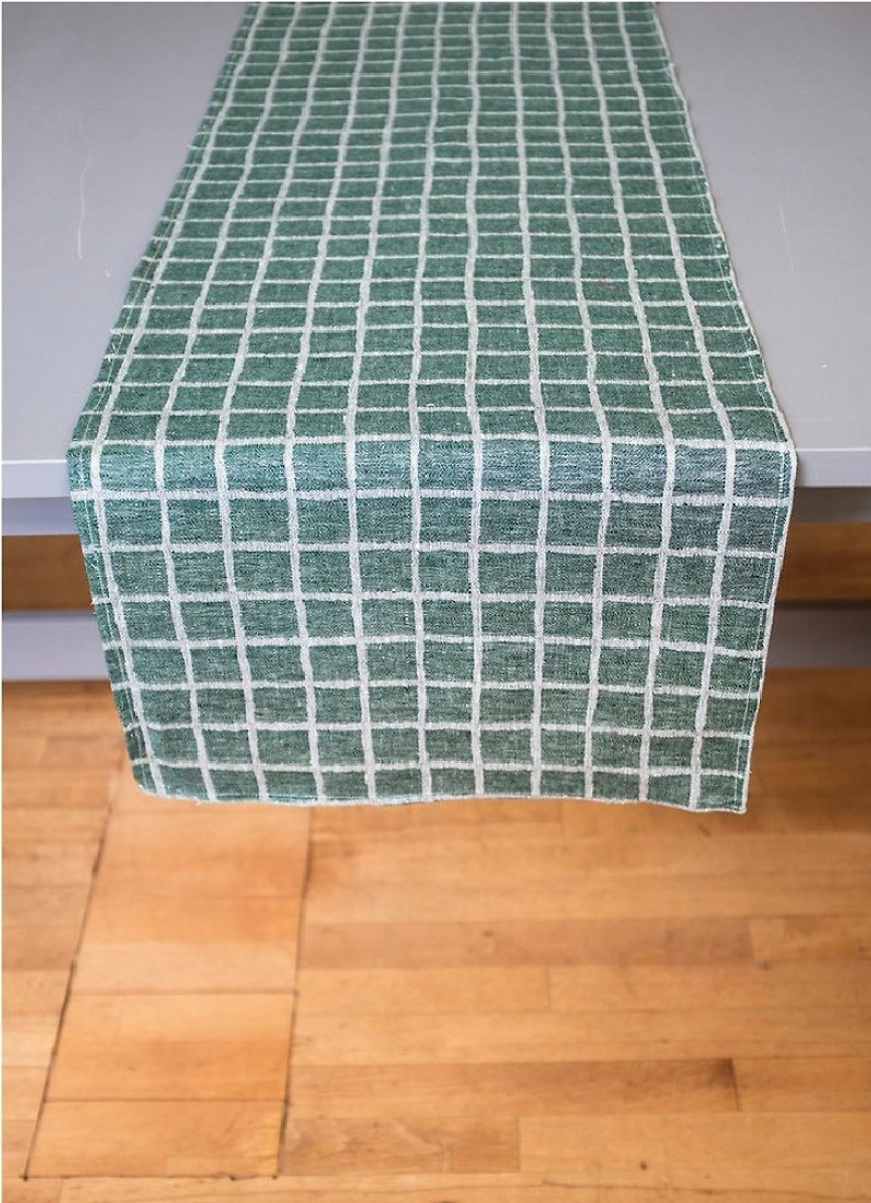 Nordic style designer – checkered table flag, dark green Rutig Table Runner, Green - Place Mats & Dining Décor - Cotton & Hemp Green