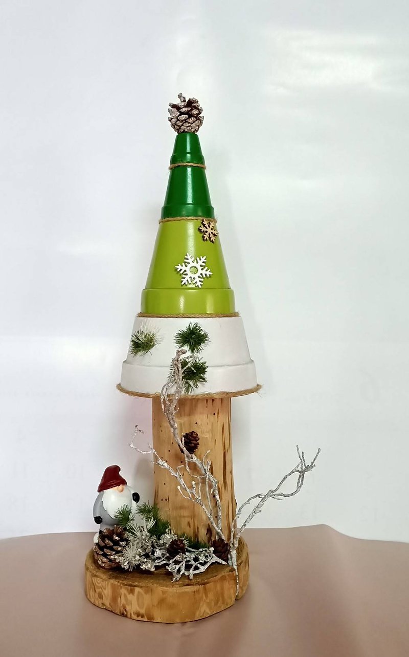 Hand-made Christmas tree in a biscuit pot - Items for Display - Wood Multicolor