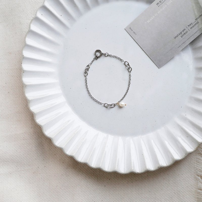 【1顆小珍珠】不鏽鋼造型手鍊 - 手鍊/手環 - 珍珠 銀色