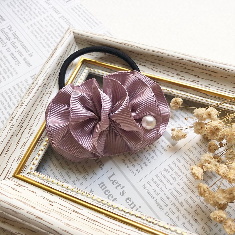 Temperament wavy ruffled hair bundle or hairpin / light purple lotus root - Hair Accessories - Other Materials Pink
