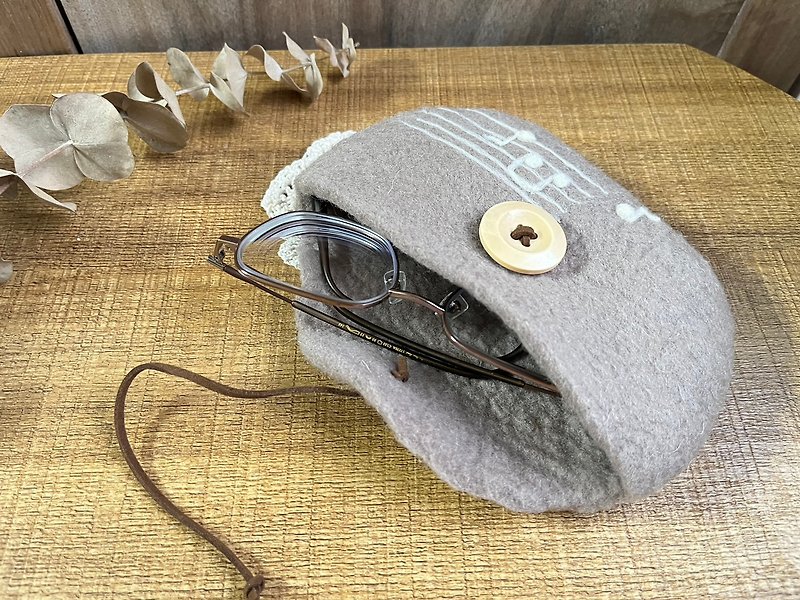 Glasses Bag Wool Felt Bag Gray Note - กระเป๋าเครื่องสำอาง - ขนแกะ สีเทา