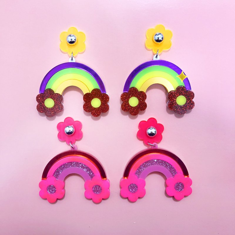 RAINBOW FLOWER / pierced earrings・clip-on earrings - ต่างหู - อะคริลิค หลากหลายสี