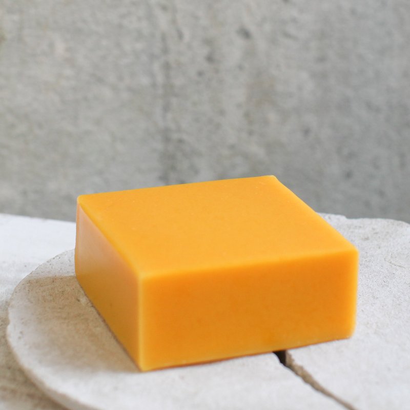 Forest Hinoki artisan soap - สกินแคร์ผู้ชาย - วัสดุอื่นๆ สีนำ้ตาล