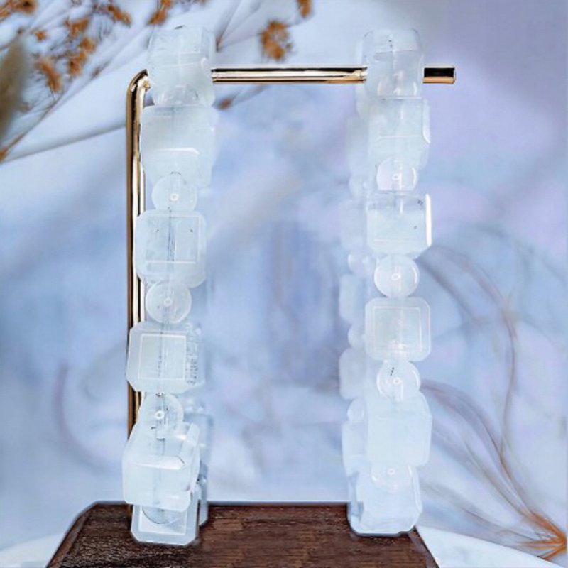 【天使藍針】高品藍針水晶手鍊手串 - 手鍊/手環 - 水晶 藍色