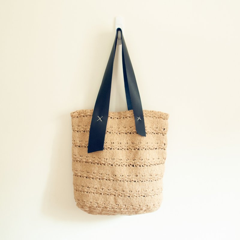 Dark blue leather and Linen woven handbag/Hand-shoulder dual-purpose Linen woven bag/Primary color Linen woven - กระเป๋าถือ - ผ้าฝ้าย/ผ้าลินิน สีกากี