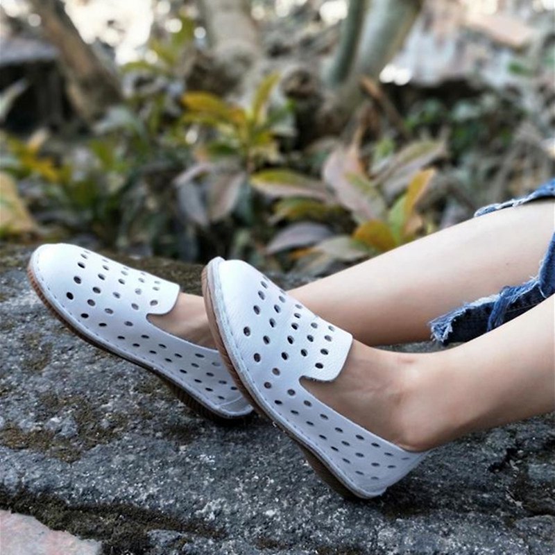 Handmade Garden Shoes Calf Leather White Shoes Women Sandals - รองเท้าอ็อกฟอร์ดผู้หญิง - หนังแท้ ขาว