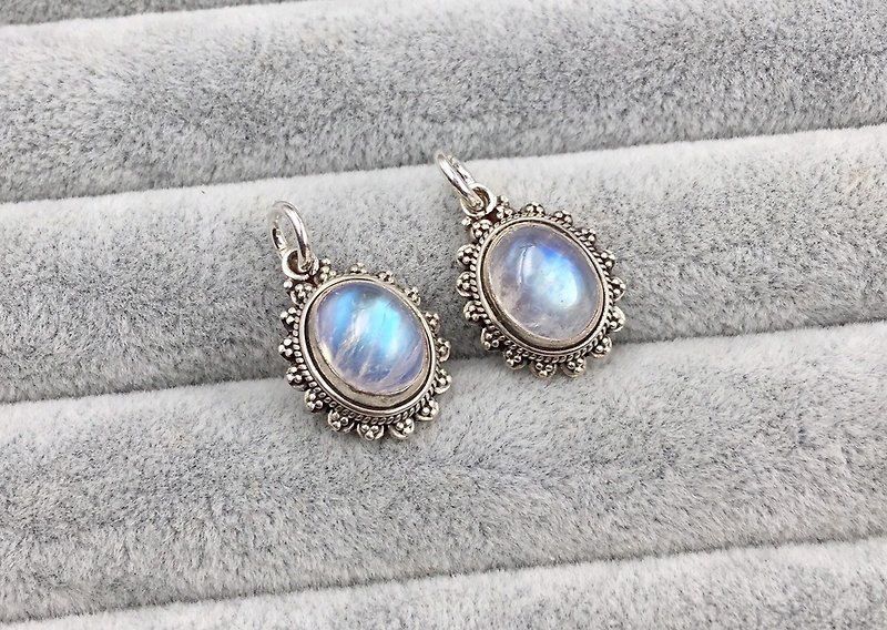 • My.Crystal • Moonlight Goddess • High-quality blue Moonlight silver pendant (without chain) - สร้อยคอ - เครื่องเพชรพลอย สีน้ำเงิน