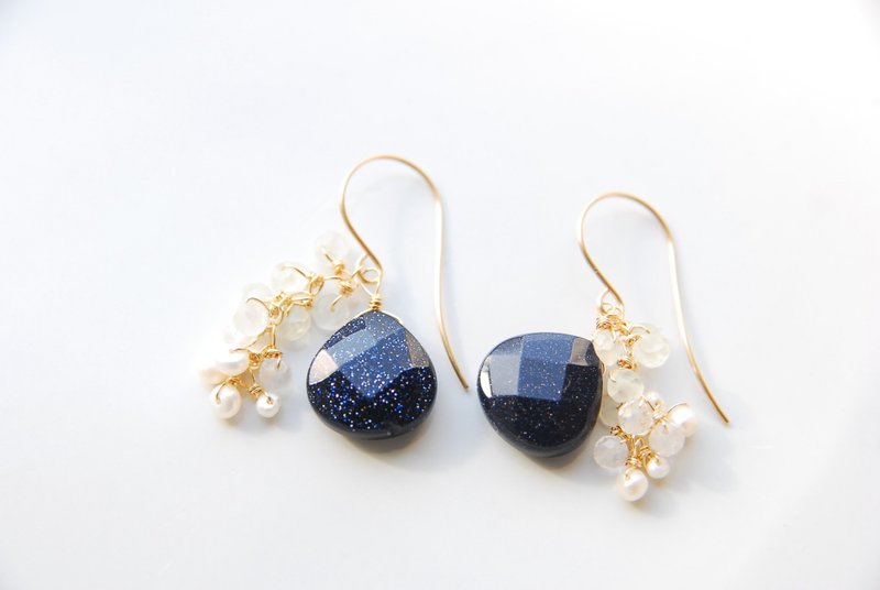 Blue sandstone and three Stone tassel earrings 14kgf - Earrings & Clip-ons - Semi-Precious Stones Blue