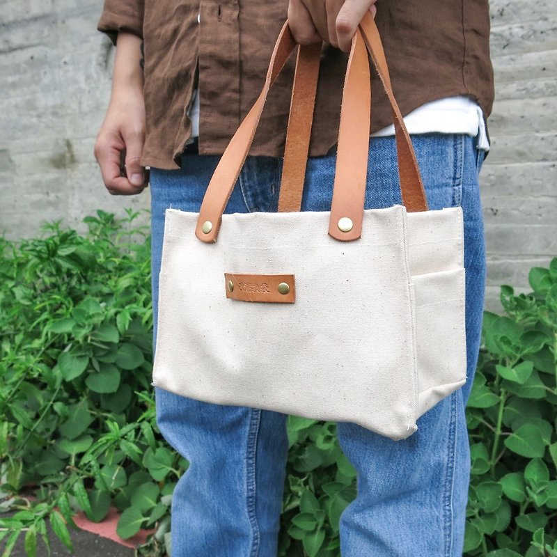 Leather sail lunch bag--classic white large capacity lunch box office worker companion [change tide change bag] - ถุงใส่กระติกนำ้ - วัสดุกันนำ้ ขาว