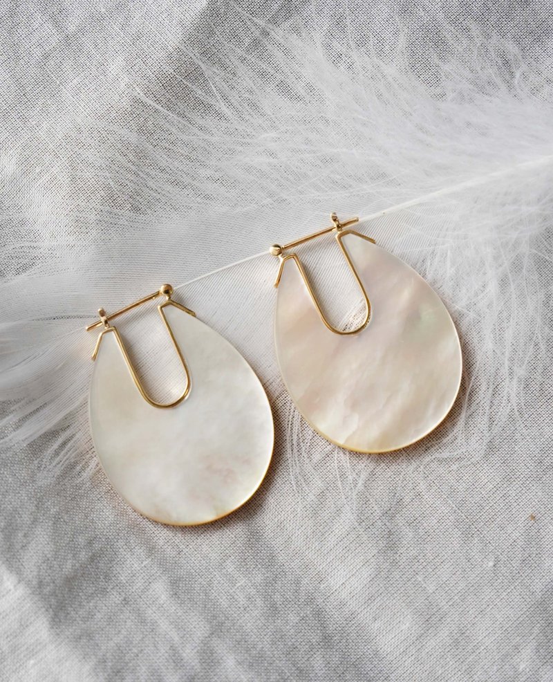 Mother of Pearl pierced - Earrings & Clip-ons - Other Metals White