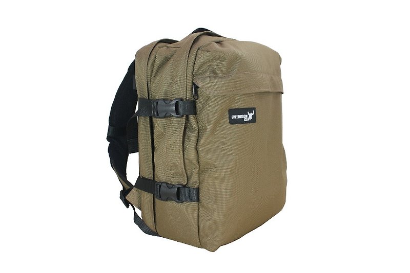 Greenroom136 - Rainmaker - Laptop backpack - Large - Brown - กระเป๋าเป้สะพายหลัง - วัสดุกันนำ้ สีกากี