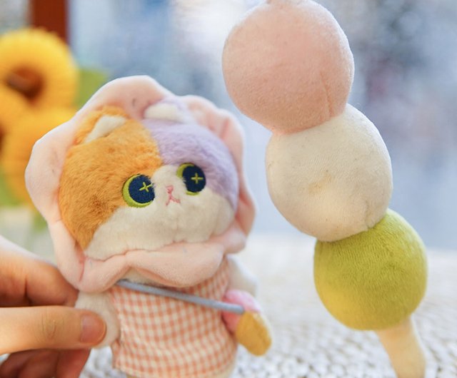 コヤンイサムチョン♥️パステルカラーがおしゃれなぬいぐるみを持つネコちゃん達 サバ猫ちゃんサコシュ コヤンイサムチョン デニム風コットン生地