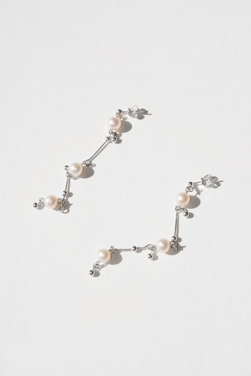Falling Stars Earring 繁星點點耳墜 - 耳環/耳夾/耳骨夾 - 純銀 銀色