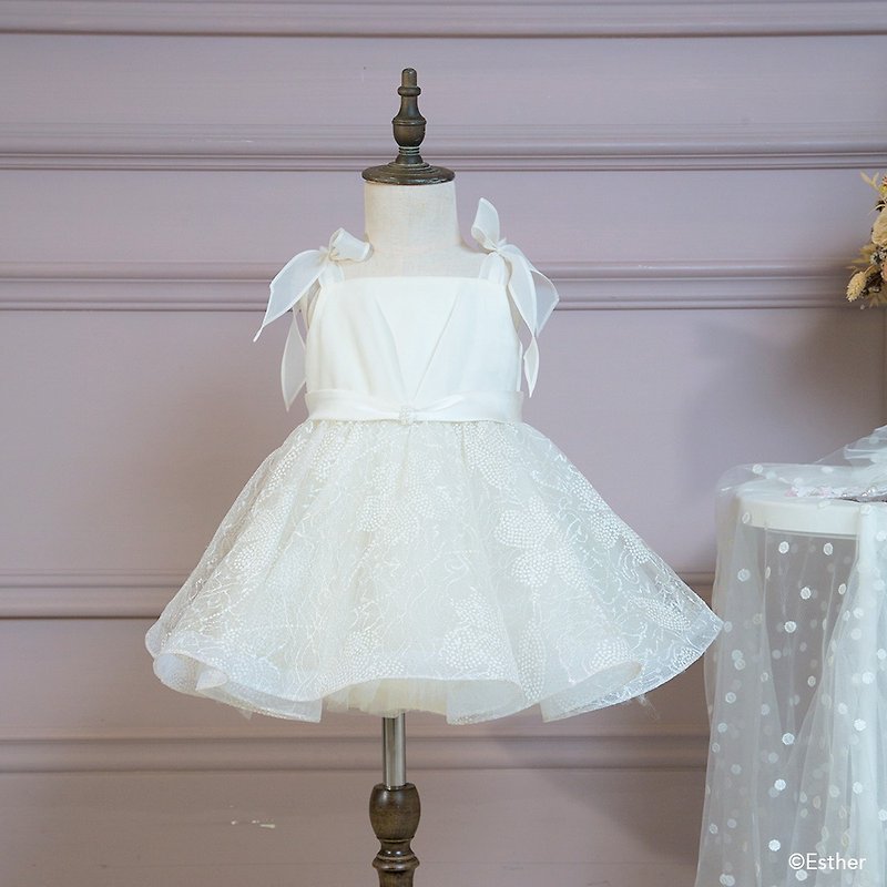 [Girls' custom dresses] Dreamy sweet dress butterfly doll white lace puffing skirt - Kids' Dresses - Cotton & Hemp White