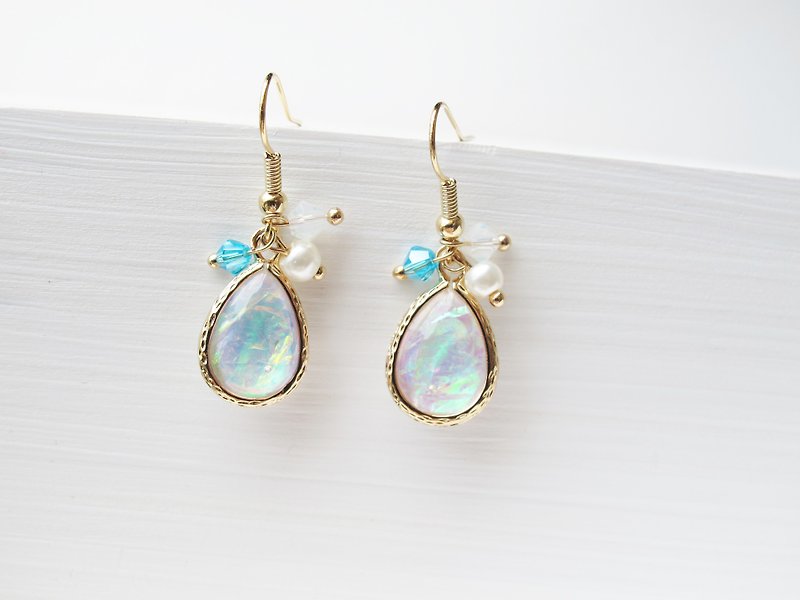 Rosy Garden 夢幻人魚姬幻光蒂芬妮藍色小寶石耳環 可換成耳夾式 - 耳環/耳夾 - 其他金屬 綠色
