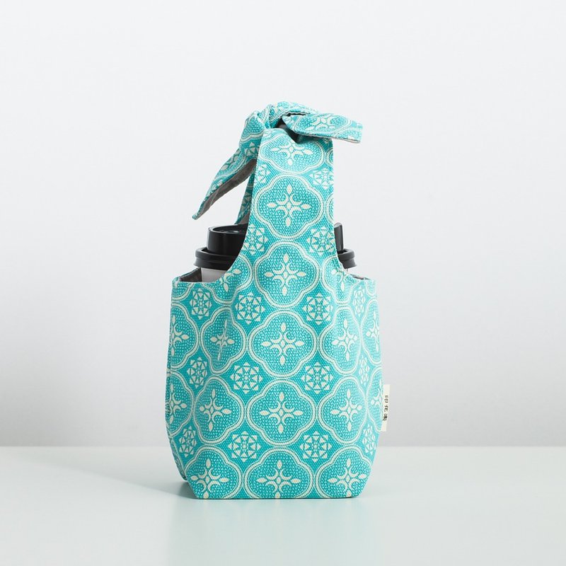 "Fatty Rabbit" Bottle Holder / Begonia Glass Pattern / Crystal Green - Beverage Holders & Bags - Cotton & Hemp Blue
